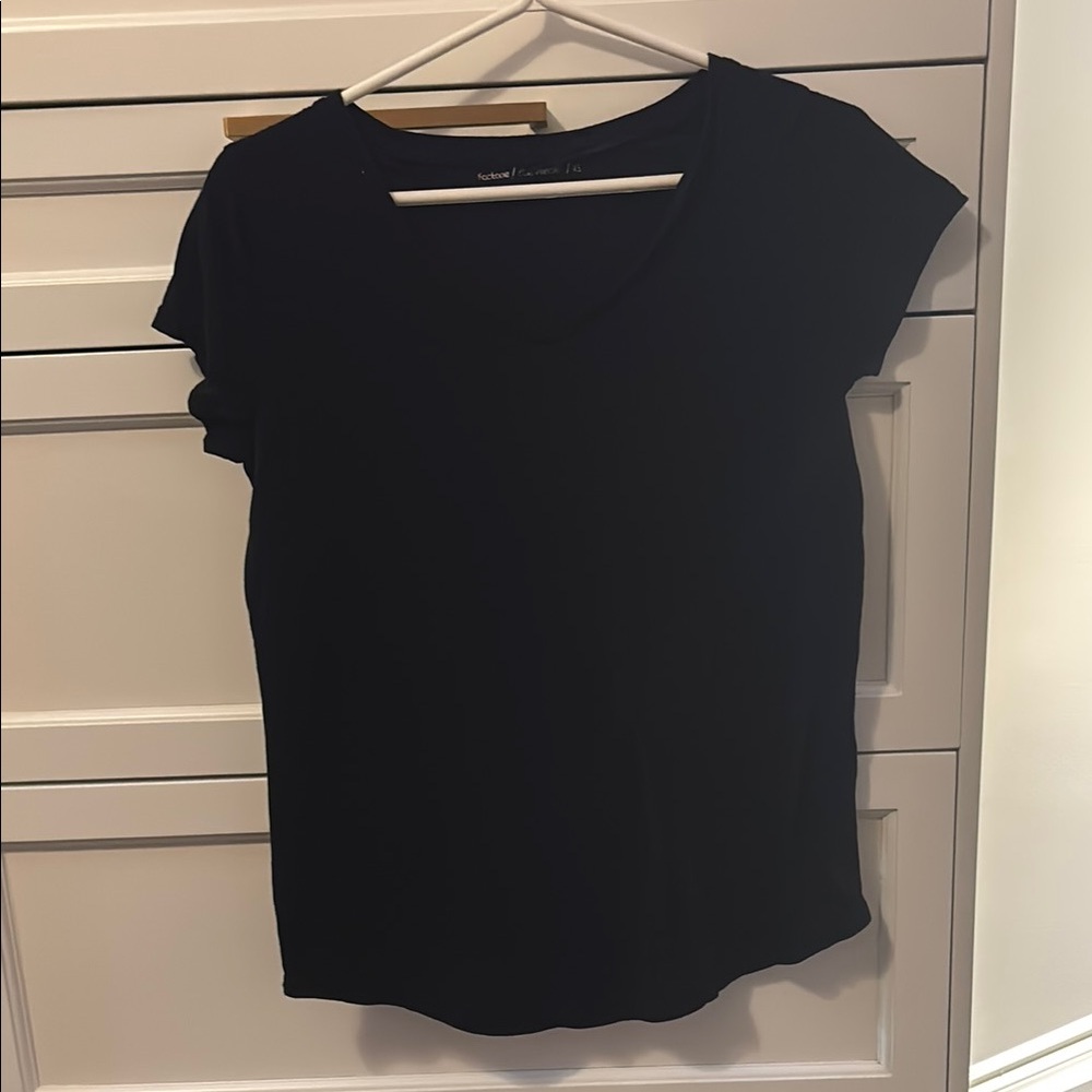 Factorie Black Short Sleeve T-Shirt with V Neckline